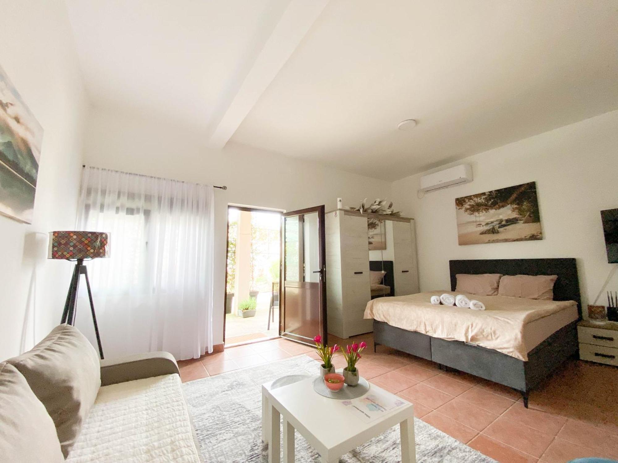 Olive Apartment Podgorica Exterior photo